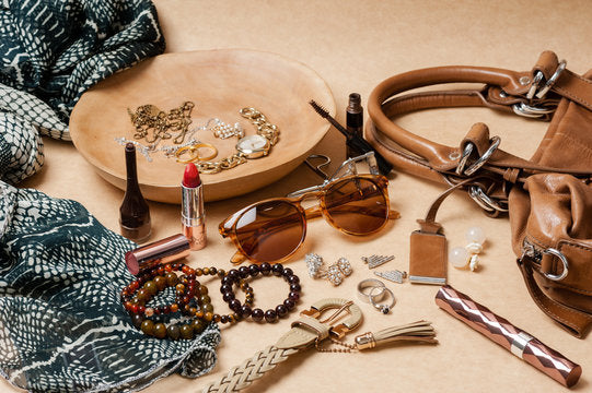 WOMEN FASHION & ACCESSORIES
