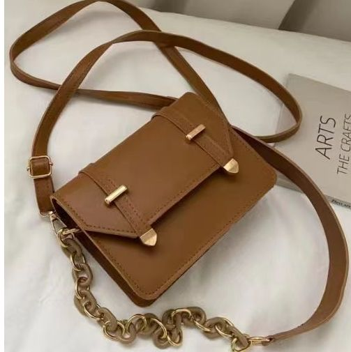 Cross bag With Golden Accents
