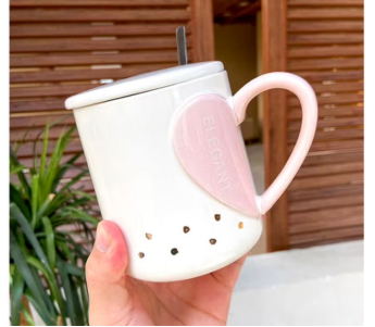 Heart Mug with Lid and Teaspoon