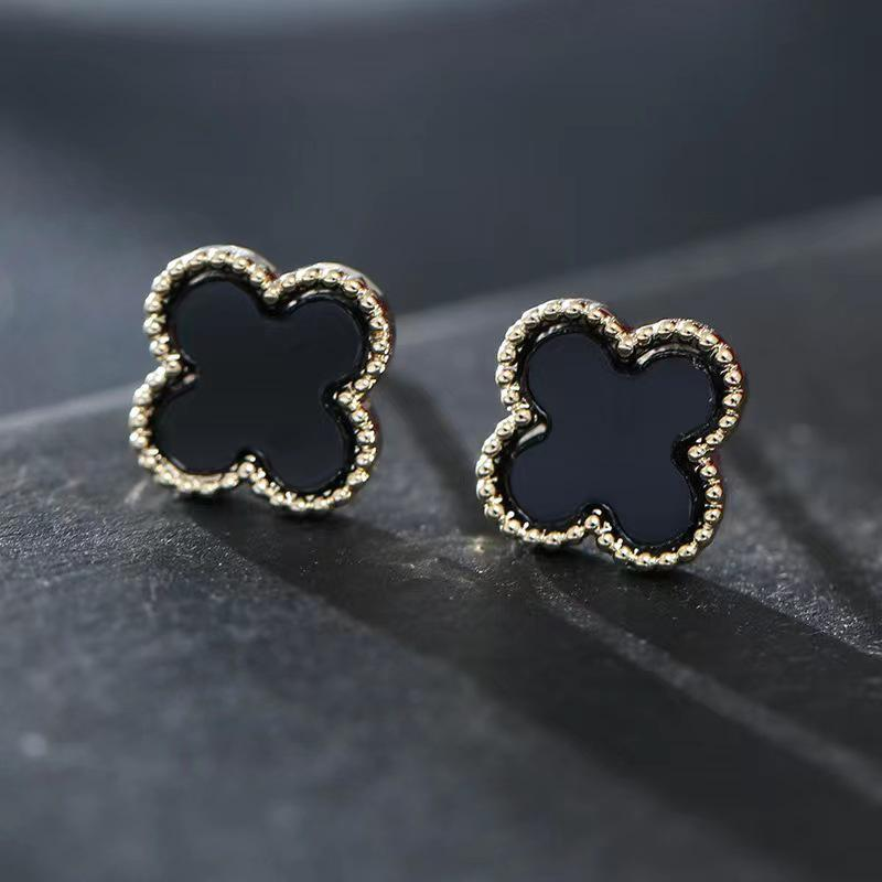 Van Cleef Flower Earrings