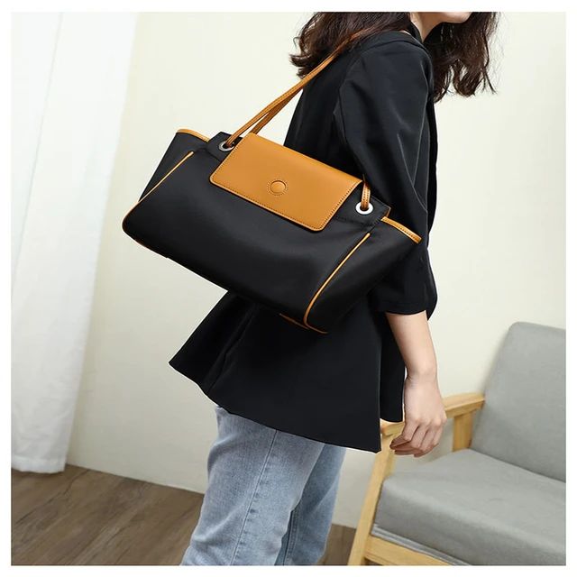 Chic Two-Tone Shoulder Bag