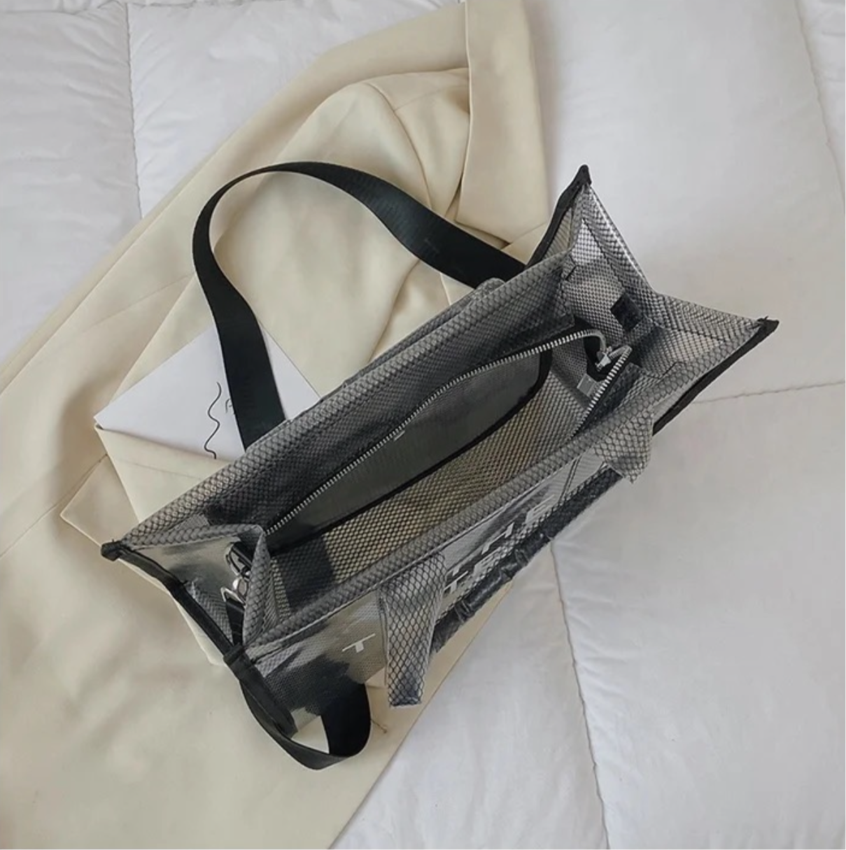 Women bag