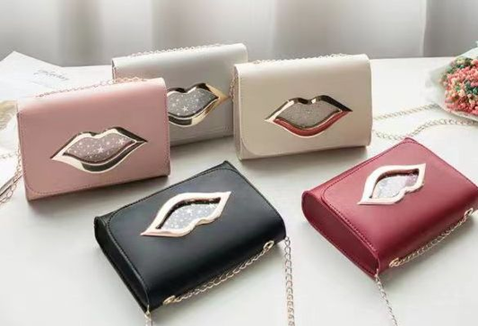 Kiss Design Hand Bag