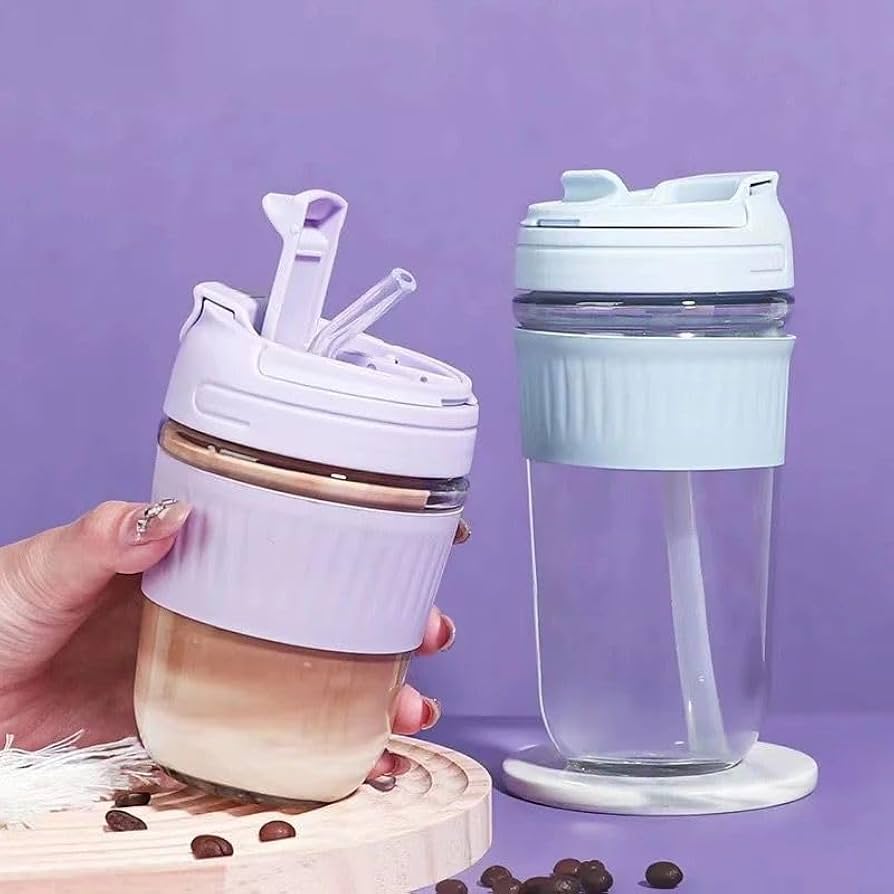 Glass cup with lid